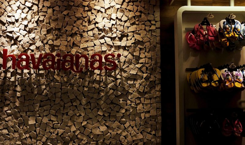 Brazil's Moreira Salles family launch bid for Alpargatas shares