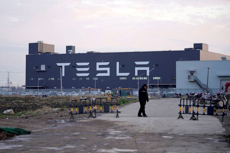 Tesla offers China-made electric vehicles for sale in Canada