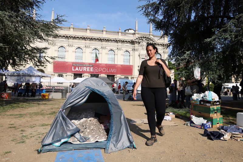 Italy's central bank sees sharp rise in rents amid student housing protests