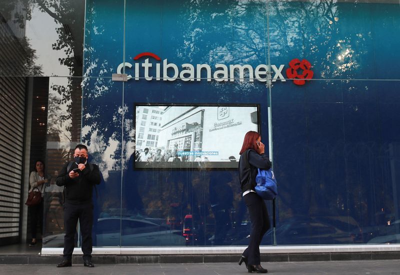 Mexico government open to buying Citigroup's Banamex