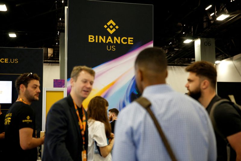 Binance.US halts dollar deposits, Robinhood delists tokens after SEC crackdown