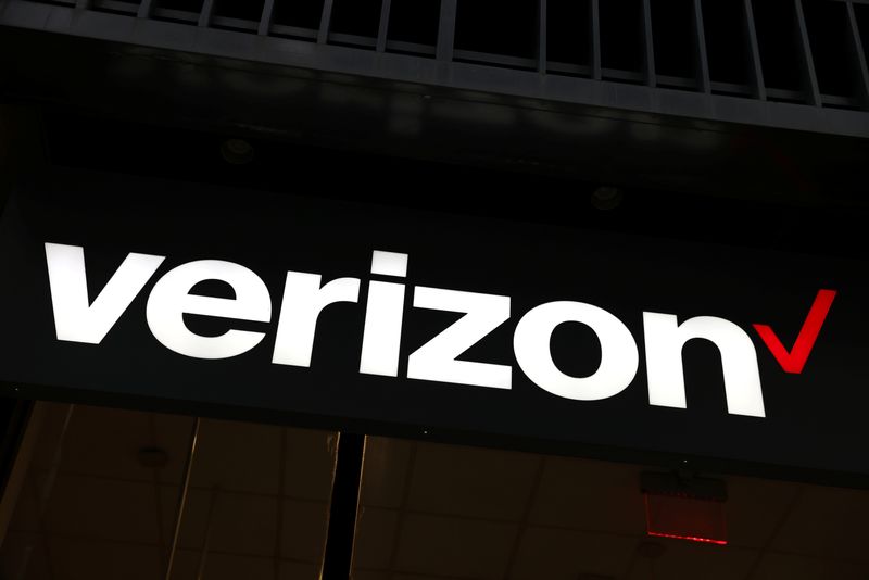 Verizon searching for new finance chief and potential CEO successor - WSJ