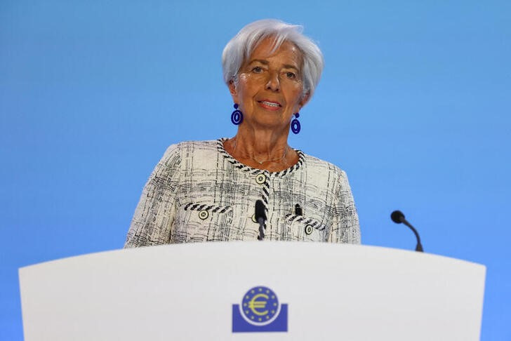 Euro zone needs still higher ECB rates, tighter fiscal policy -IMF