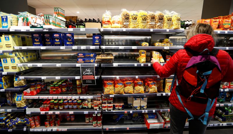 ECB hawks warn over sticky inflation as rate peak nears