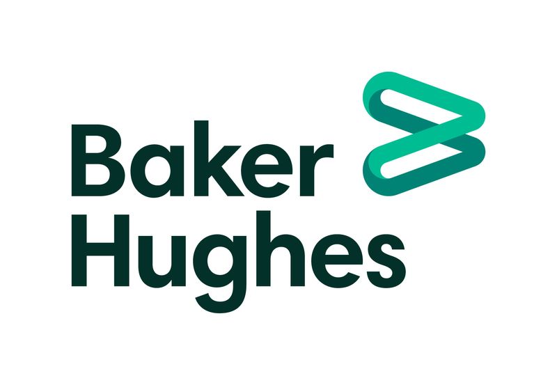 US drillers cut oil and gas rigs for eighth week in a row - Baker Hughes