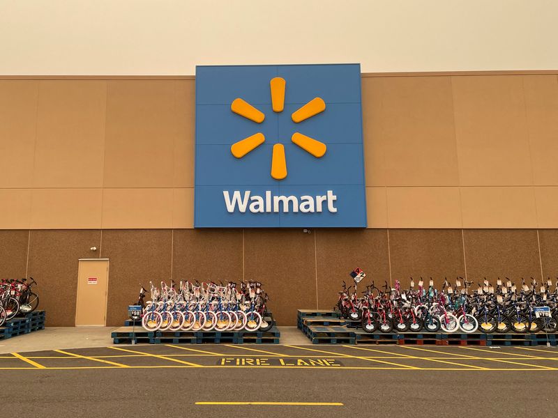 US FTC amends suit against Walmart for allegedly allowing money transfer services for fraud