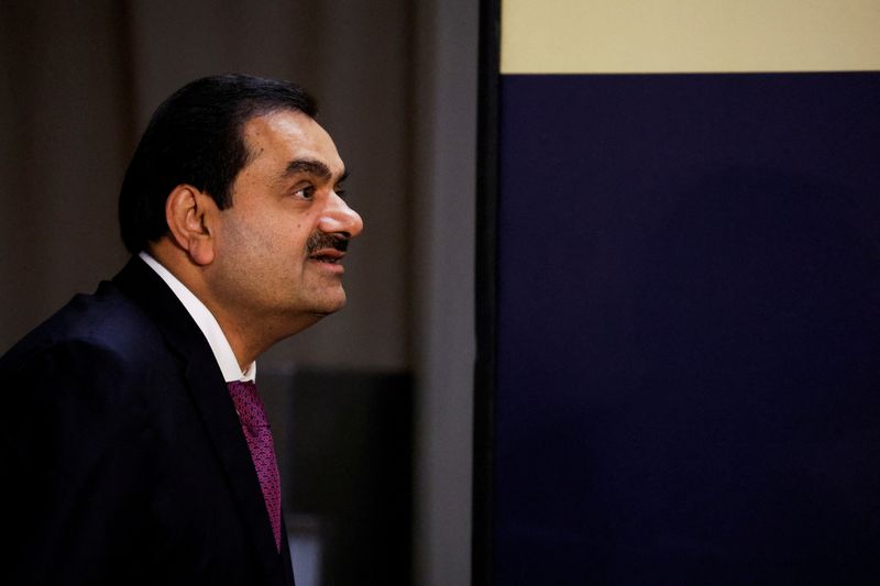 India's Adani aims to close planned $4 billion fundraising by end-December-source