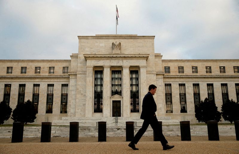 US small business lending holding up despite higher cost of credit