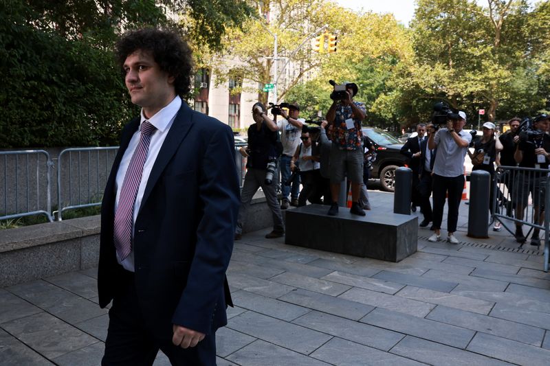 U.S. seeks detention of FTX's Sam Bankman-Fried pending trial