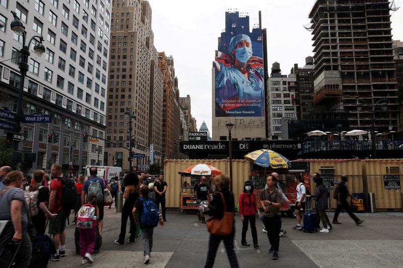 US layoffs fall to lowest level in nearly a year