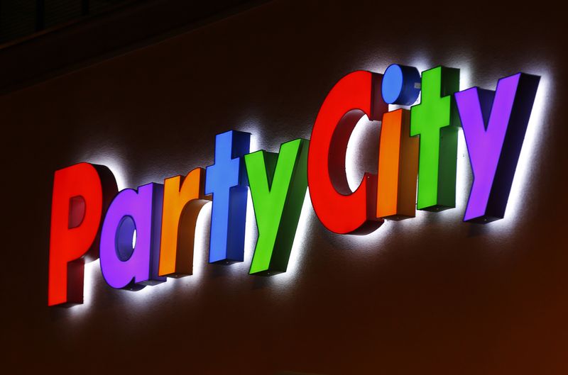 Party City, Creditors in talks to spin off balloon business - Bloomberg News