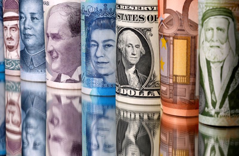 Global money market funds attract biggest weekly inflows in three months