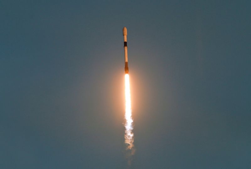 Billionaire Ron Baron owns over $1 billion stake in Musk's SpaceX - CNBC