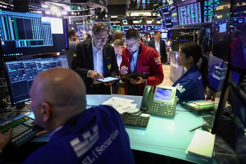 US equity funds see biggest weekly inflow in three months