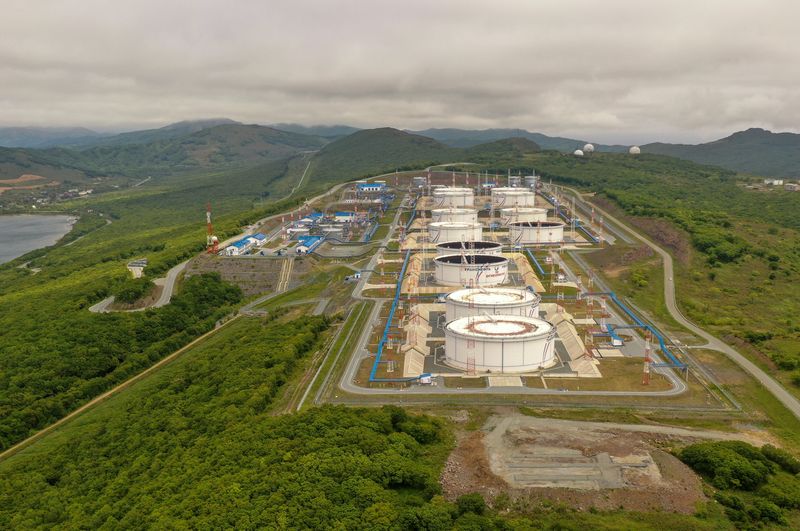 Oil climbs 3 as steep US crude stocks draw adds to supply concerns