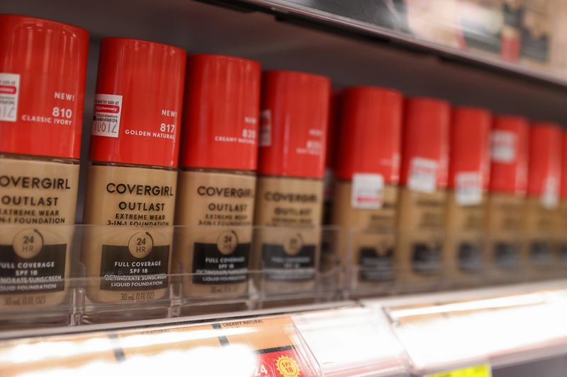 Coty prices global shares at $10.80 ahead of Paris listing