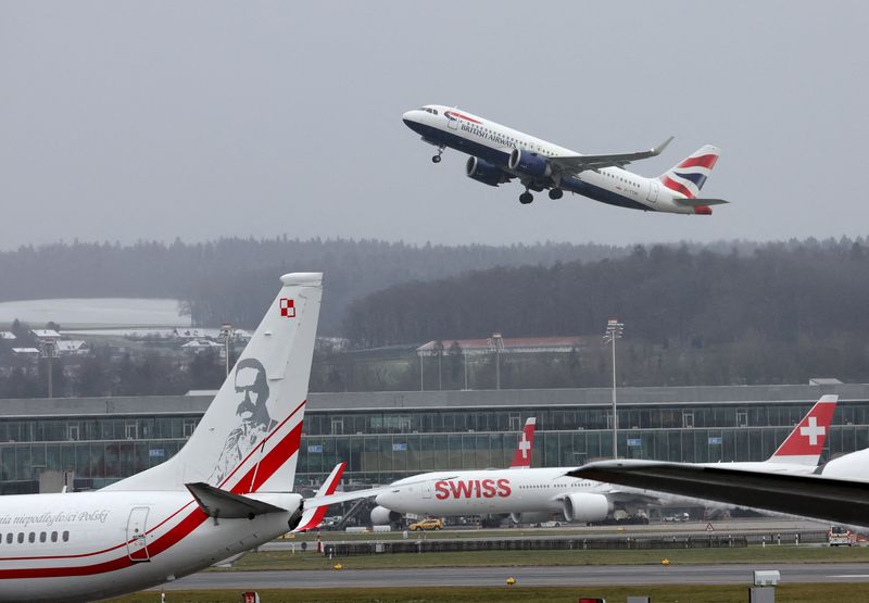 IAG in talks with Airbus, Boeing on potential widebody order - Bloomberg News
