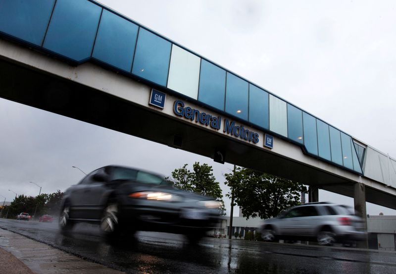 GM, Canadian union reach tentative agreement, ending strike