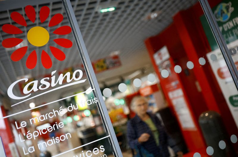French retailer Casino agrees initial deal to sell stake in Exito Group