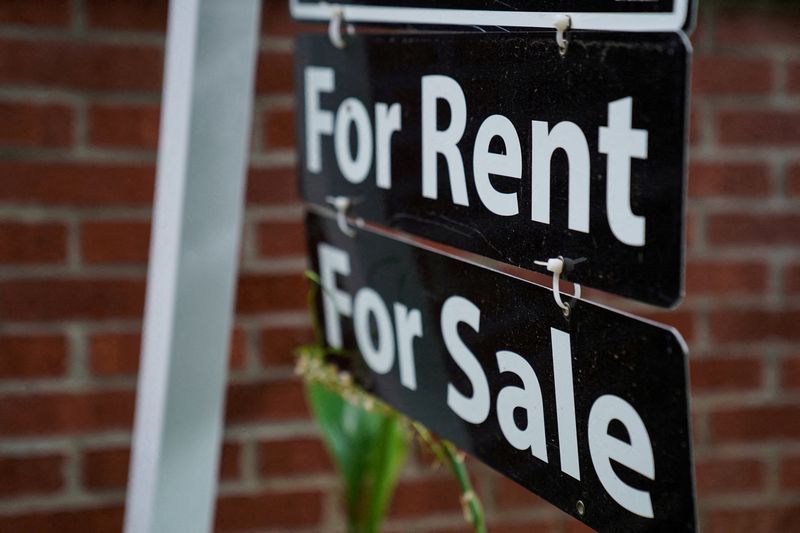 US single-family starts rise; soaring mortgage rates a challenge
