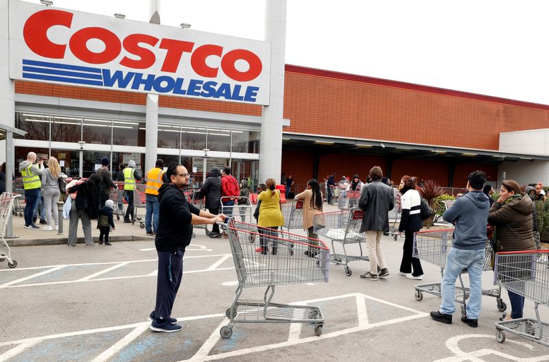 Costco operations chief Vachris to become CEO as Jelinek exits