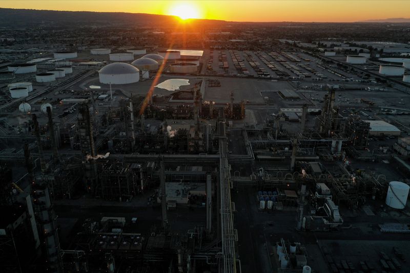 US oil refiners crank out diesel, further squeezing margins for gasoline