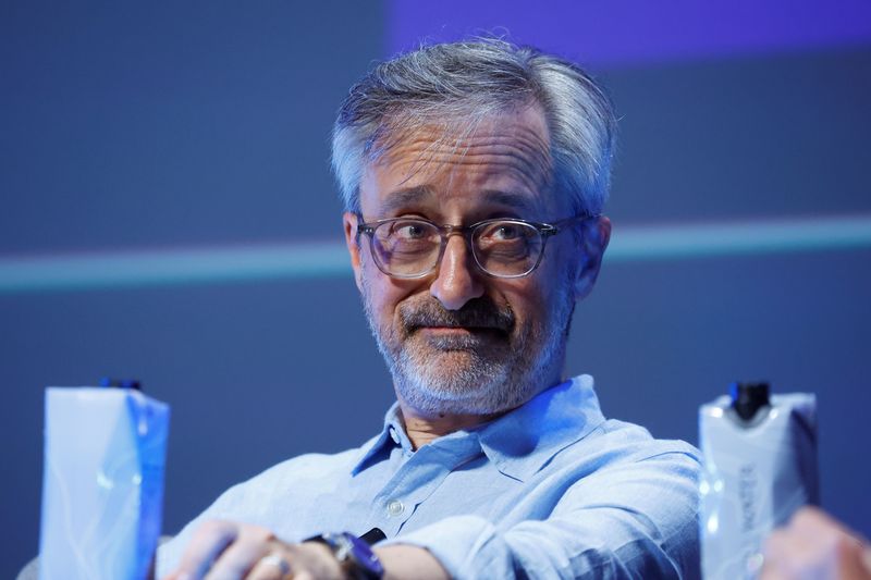 Ad group Interpublic misses on sales, profit as tech firms curb spending