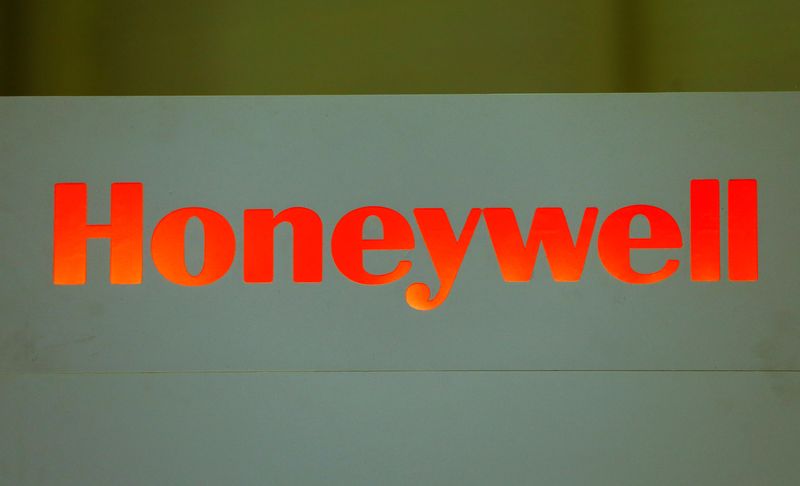Honeywell beats profit estimates on aviation boost