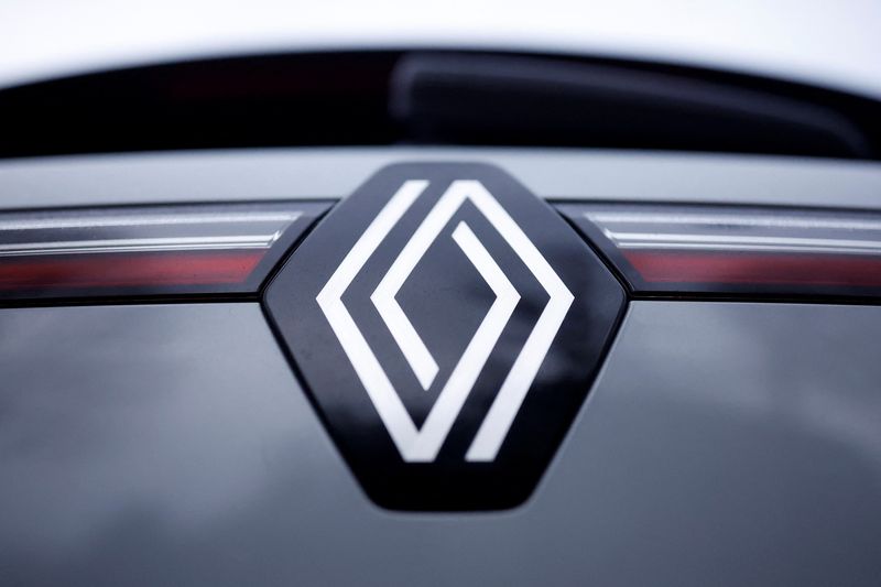 Renault to launch new Slovenia-made electric city car - sources
