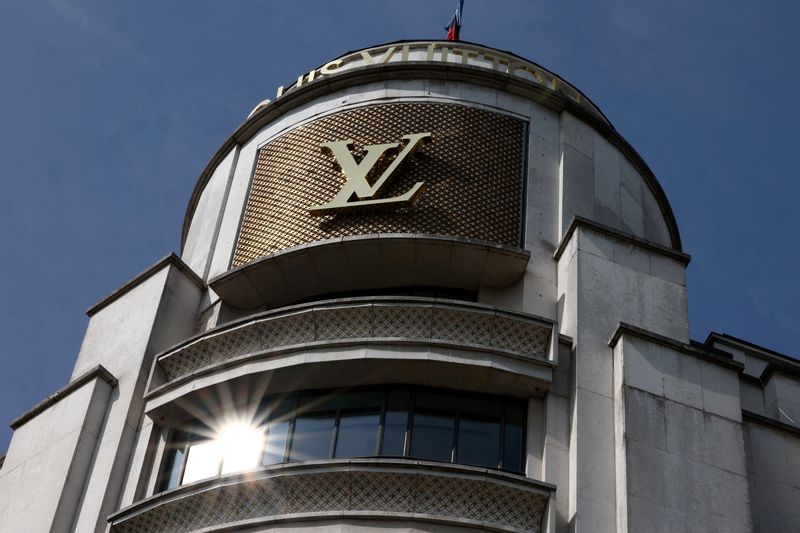 Factbox-LVMH roles held by Bernard Arnault’s children