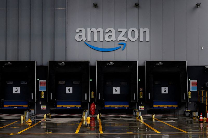 Amazon's AWS appeals to corporate customers with new chatbot, AI safety measures