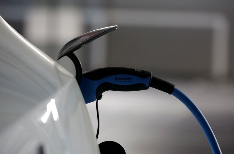 Analysis-EU's electric dreams short-circuited by EV charging gridlock