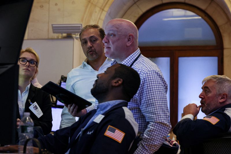 Investors dumped cash and bought stocks in December - BofA