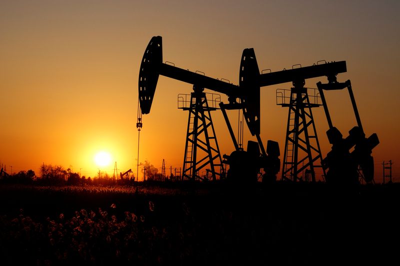 Oil prices settle down 3% as Red Sea shipping disruptions ease