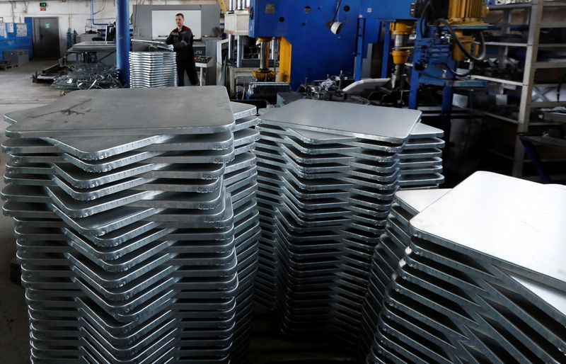 Russian factory activity expands at fastest pace in seven years in Dec -PMI