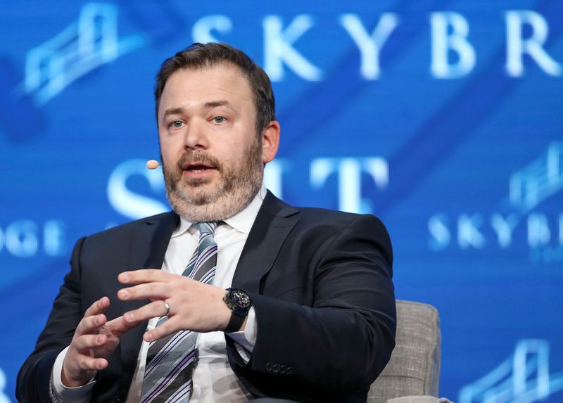 Boaz Weinstein raises bid for hedge fund Sculptor to $13/share - WSJ
