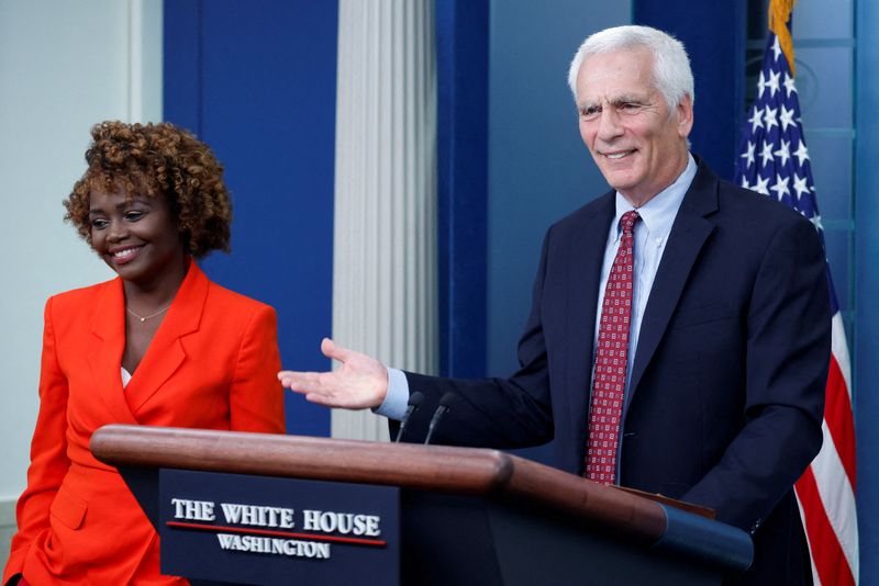 White House's Bernstein: 'limited' impact from Red Sea