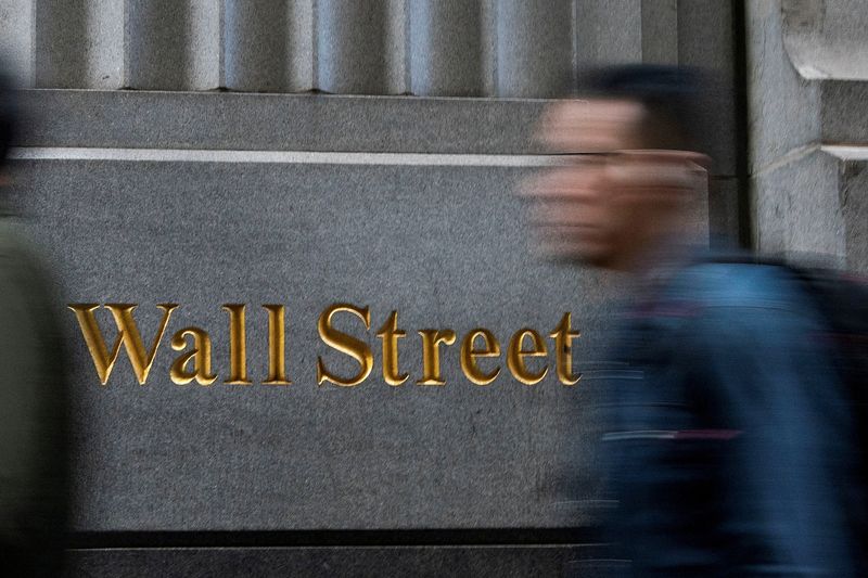 Nasdaq ends higher as yields fall, Boeing curbs gains on Dow