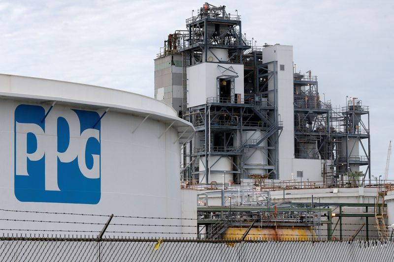 Coatings maker PPG Industries beats fourth-quarter profit estimates