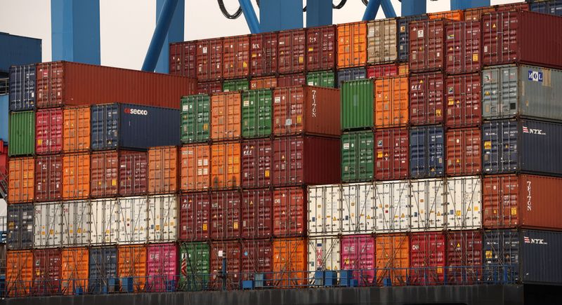 Hapag-Lloyd to offer land transit through Saudi Arabia amid Red Sea disruption