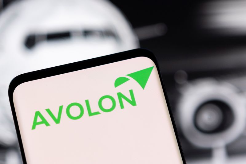 Boeing production woes 'will get resolved' says major customer Avolon