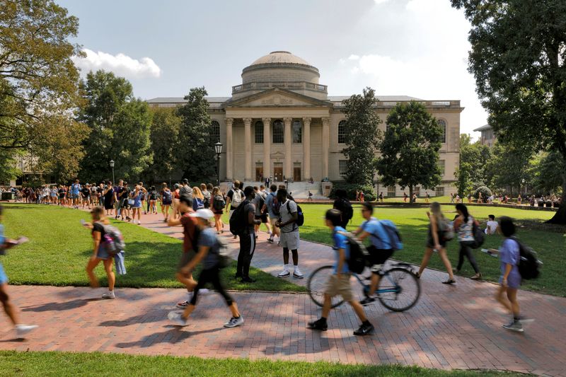U.S. Supreme Court to hear challenge to race-conscious college admissions