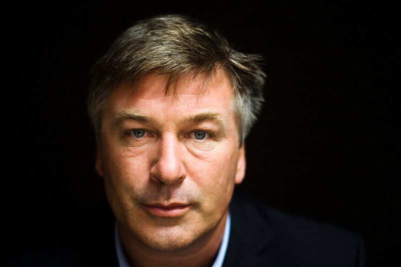 Husband of slain cinematographer 'so angry' Baldwin took no blame