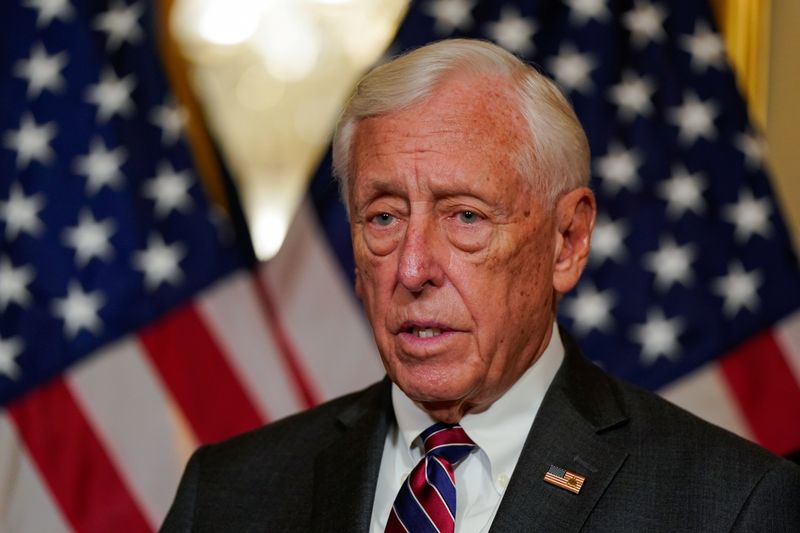 Hoyer says aims to pass bill to fund U.S. govt through Sept. 30 on Wednesday