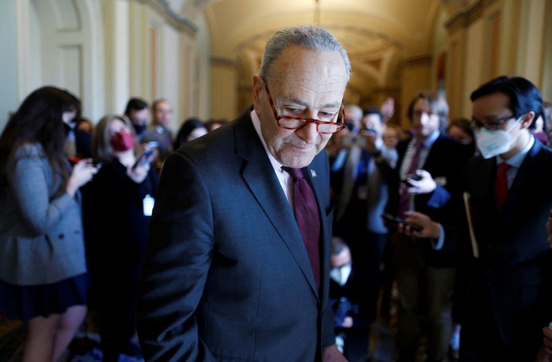 Senate Majority leader Schumer: expect to pass U.S. spending bill by week's end