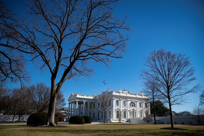 White House to pay interns for first time
