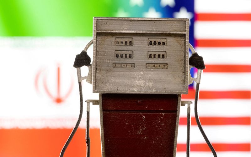U.S. targets Chinese, UAE firms in new Iran oil sanctions