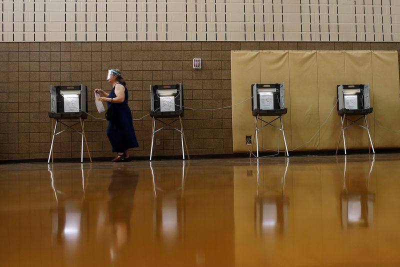 Abortion foes win Republican governor nods in Wisconsin, Minnesota
