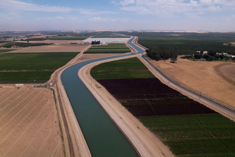 California to cover canal with solar panels in experiment to fight drought, climate change