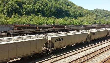 'Cooling off' period to avert shutdown as U.S. rail deal heads for vote -source